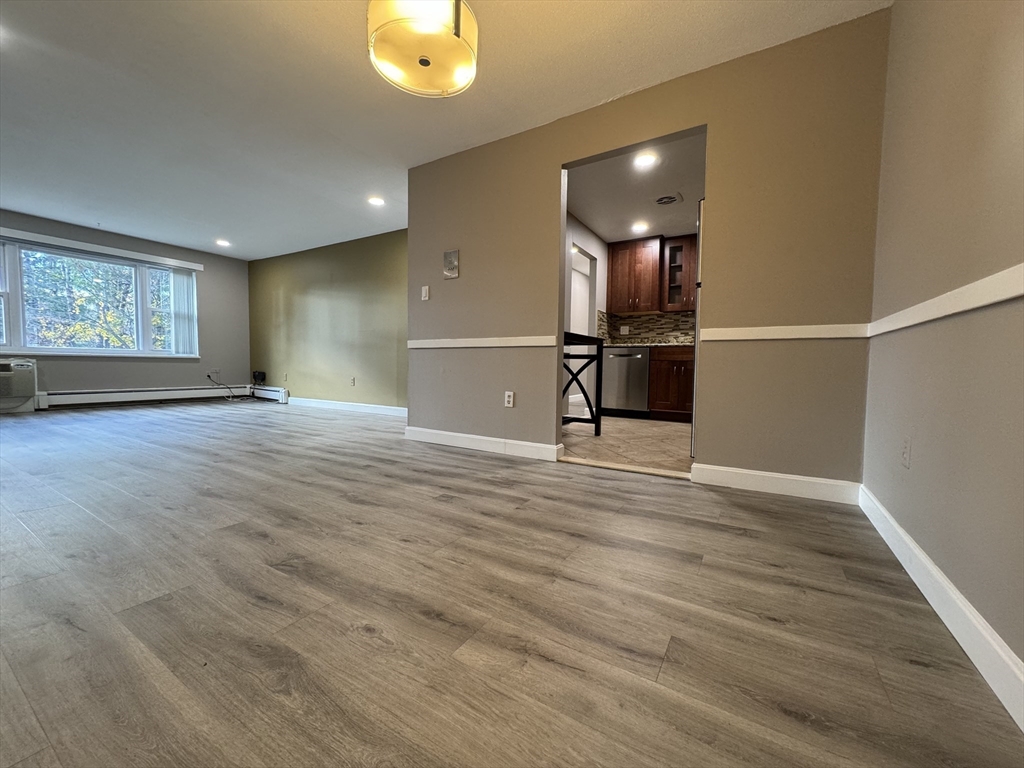 5 Colonial Drive Bldg B5 # 8