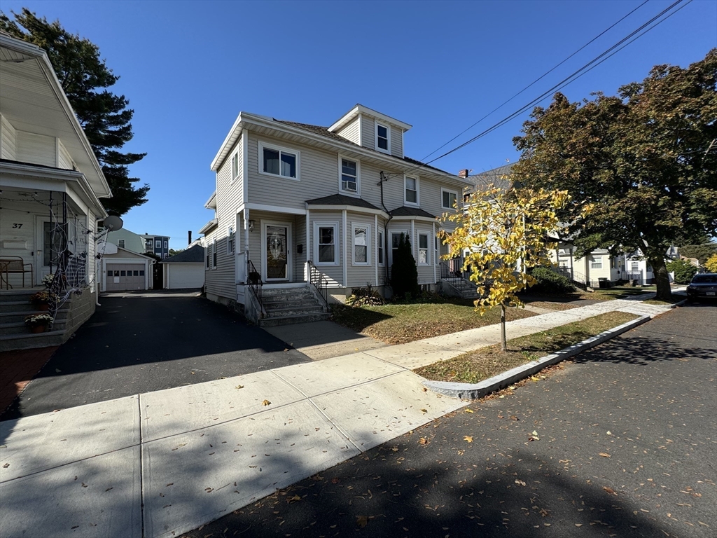 35 Royal Street # 35