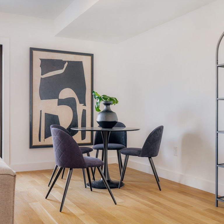 272 East Eagle St # 5