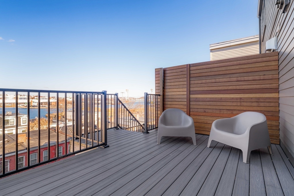 272 East Eagle St # 5