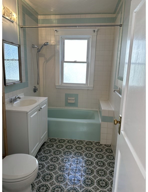 102-104 Varnum St # 1