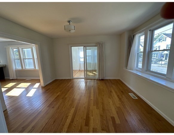 102-104 Varnum St # 1