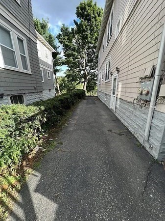 102-104 Varnum St # 1