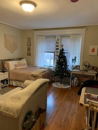 466 Commonwealth Ave # 304