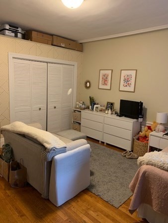 466 Commonwealth Ave # 304