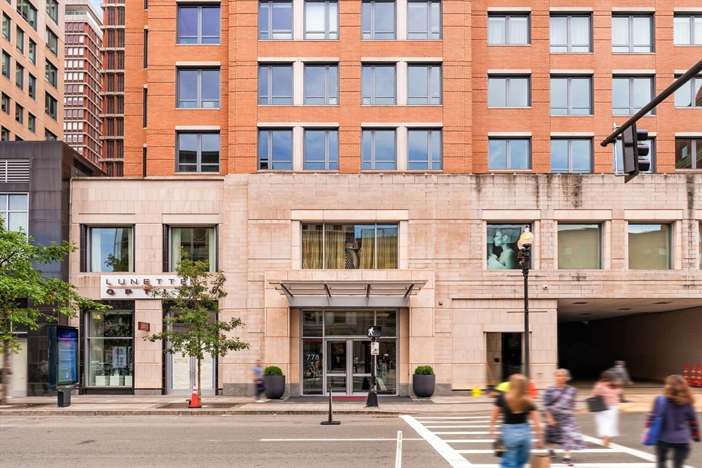 776-778 Boylston St. # 7E