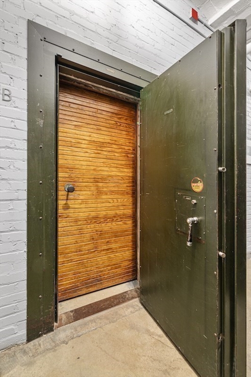 717 Atlantic Ave # 7B