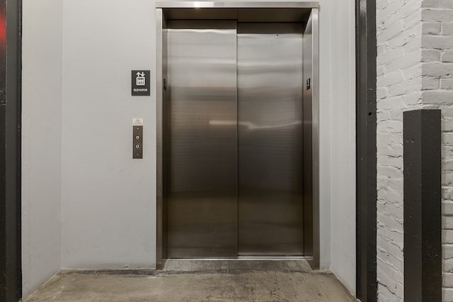 717 Atlantic Ave # 3A