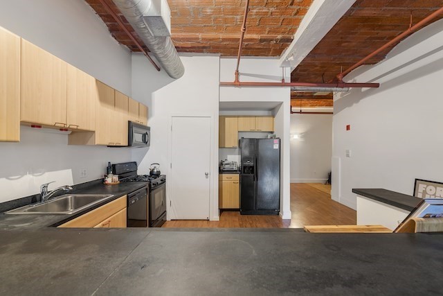 717 Atlantic Ave # 3A