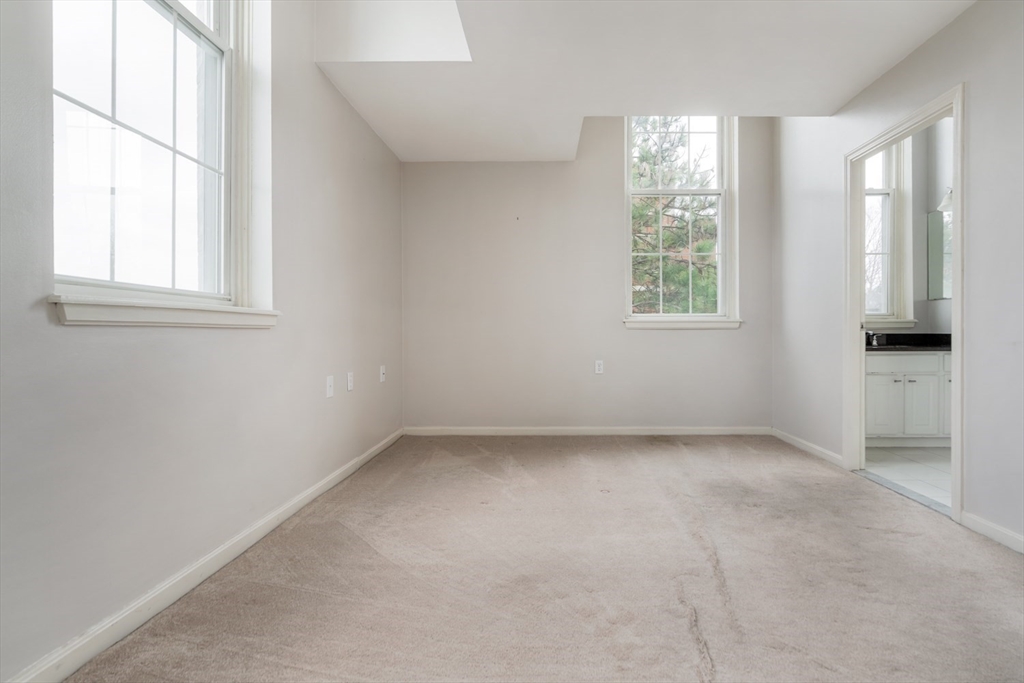 20 Daniels # 316 Unit: #316