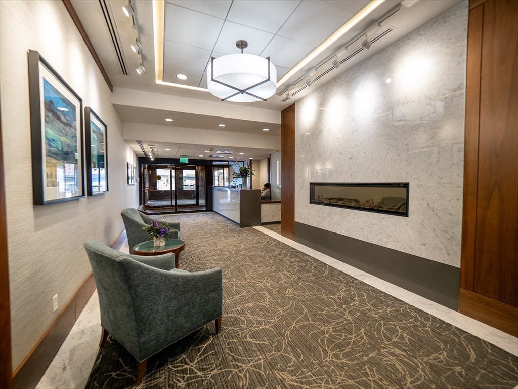 8 Whittier Place # 6C