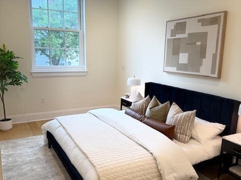 380 Bunker Hill St # 202