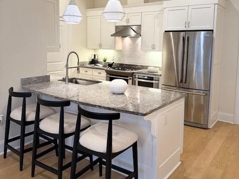 380 Bunker Hill St # 202