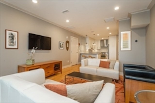 542 Dorchester Ave. # 302