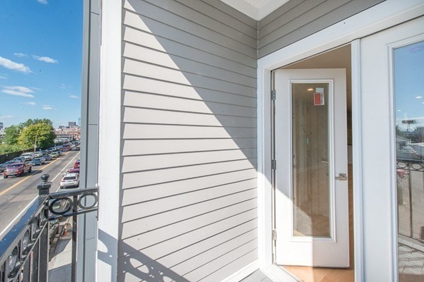 542 Dorchester Ave. # 302