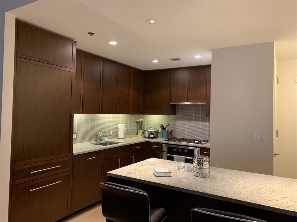 580 Washington Street # 610