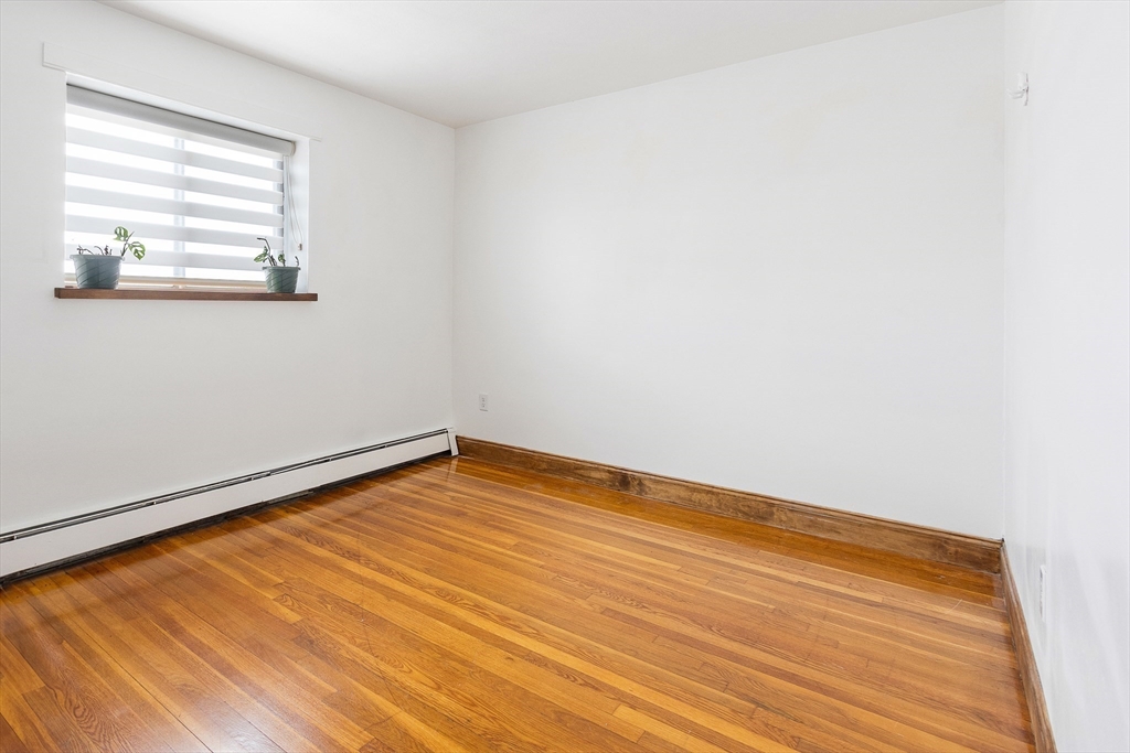 14 Riverside St # 1 Unit: 3-1