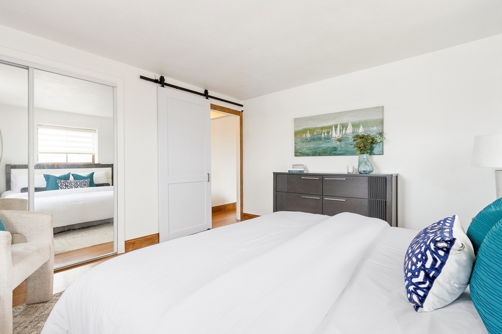 14 Riverside St # 1 Unit: 3-1