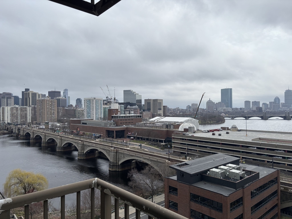 8-12 Museum Way # 1307