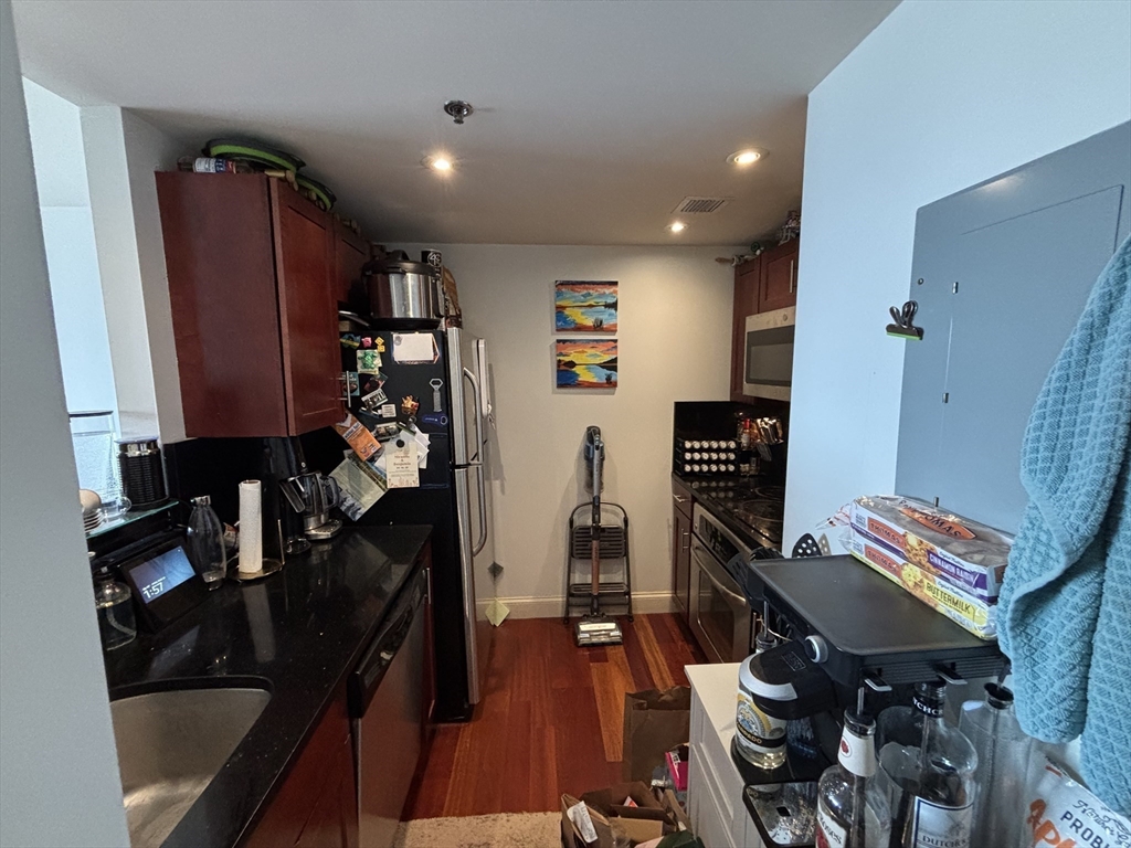 8-12 Museum Way # 1307