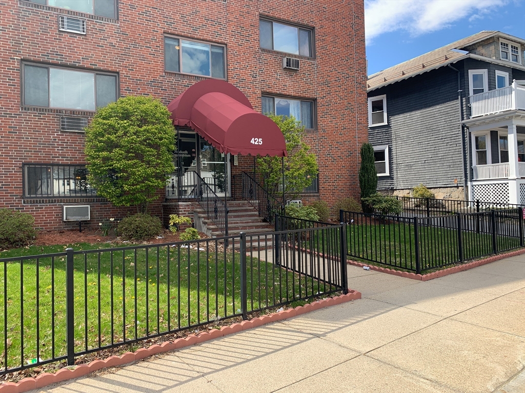 425 South Huntington # 1