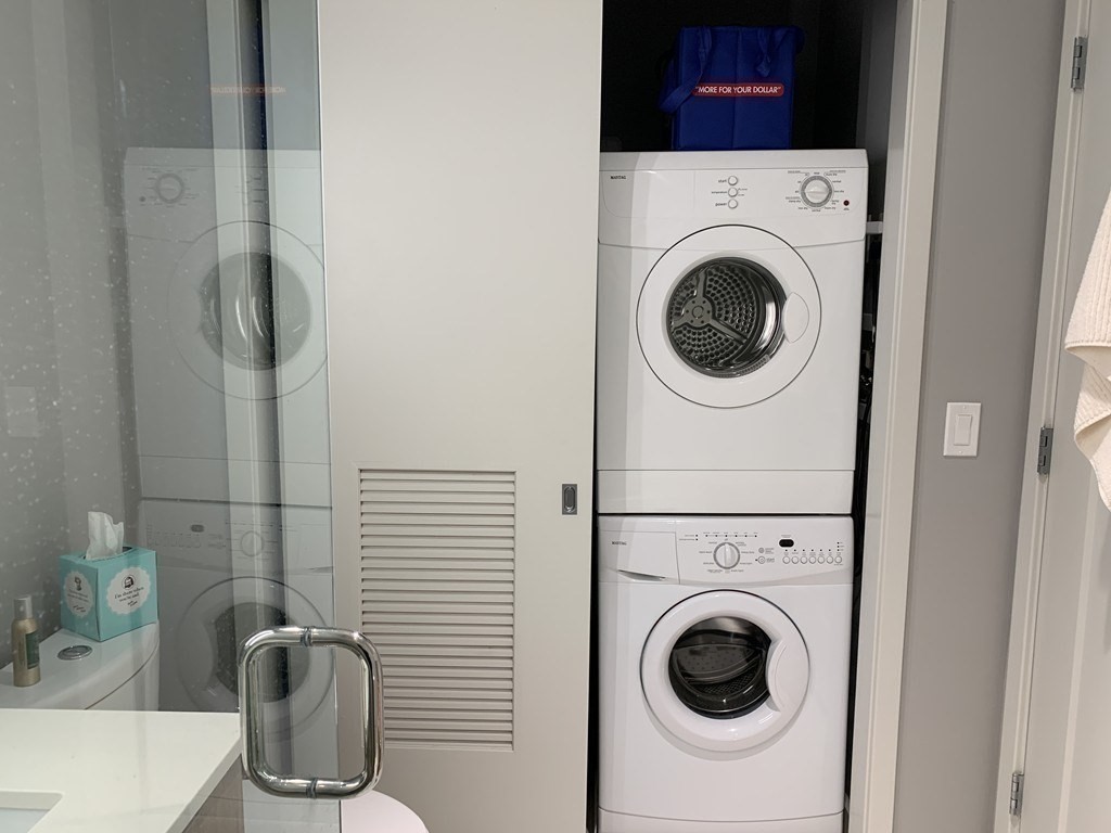 375 Canal Street # 808