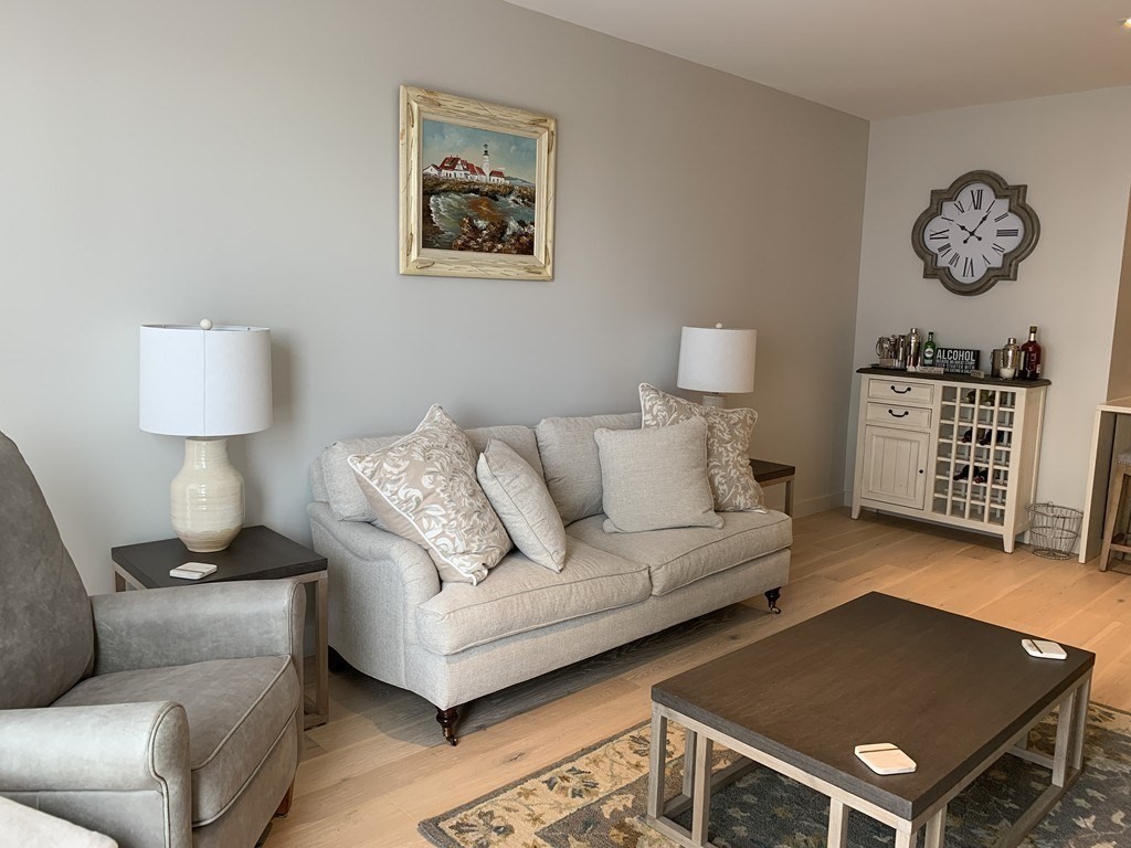 375 Canal Street # 808