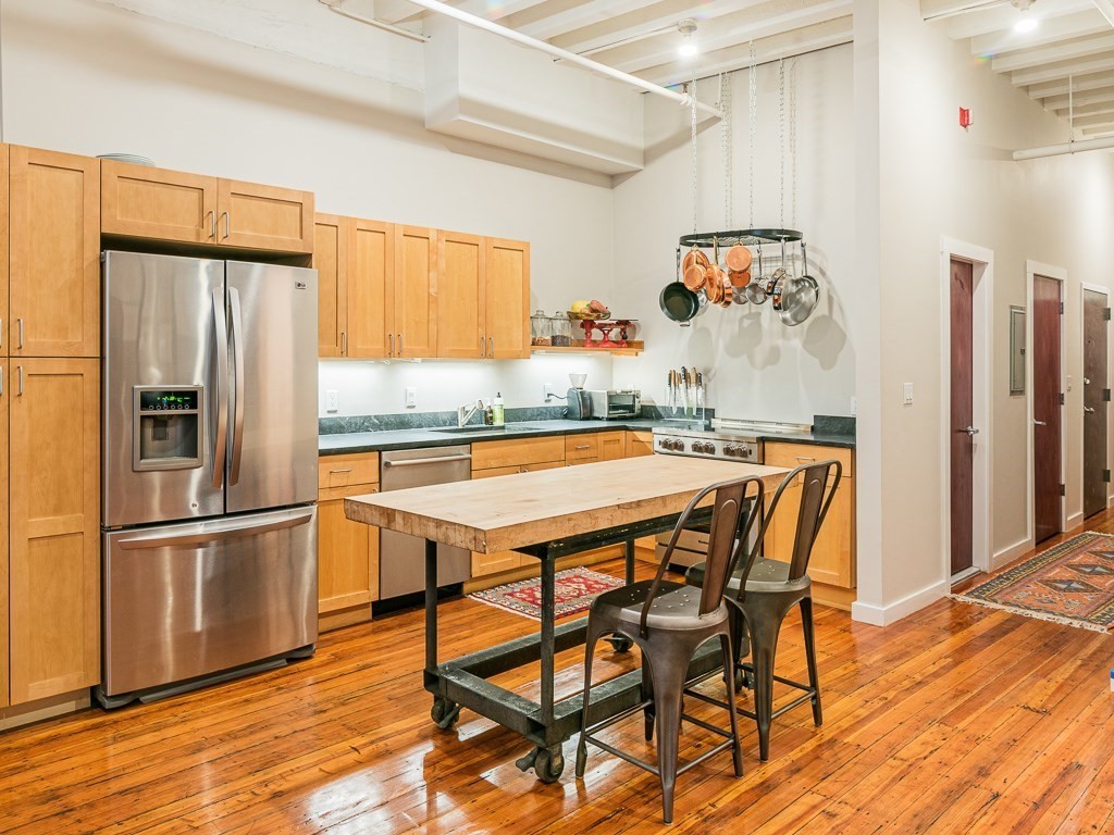 107 South Street # 2E