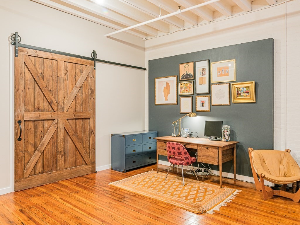 107 South Street # 2E