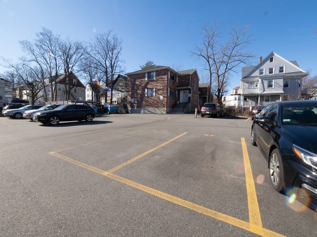 20 Radcliffe Road # 302