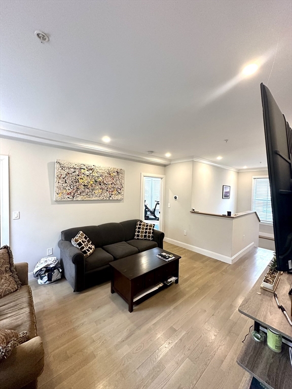 32 Blaine Street # 1