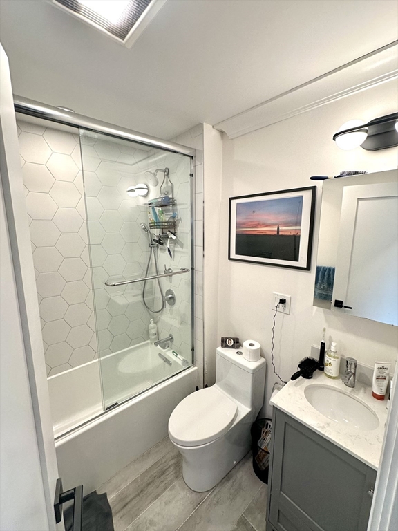 32 Blaine Street # 1