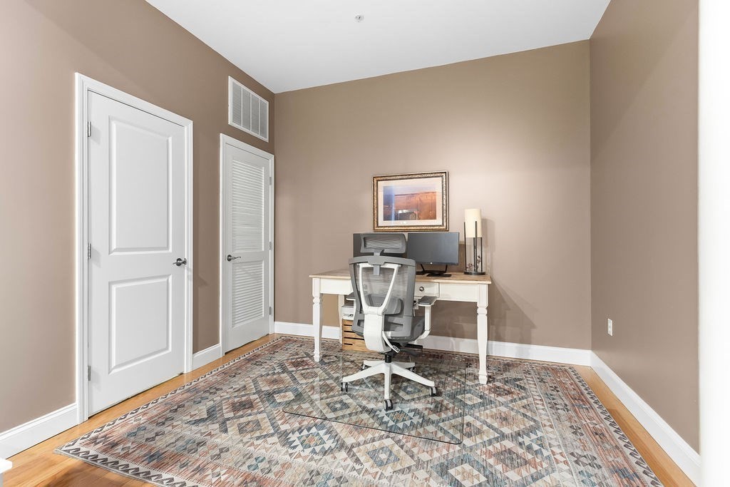 500 Union Street # 5404