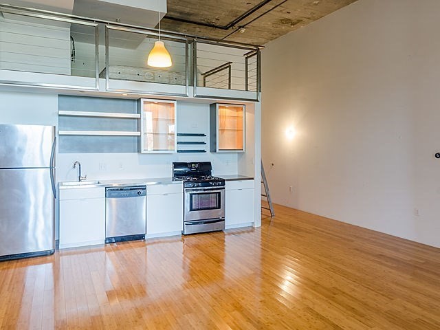 156 Porter Unit: Street