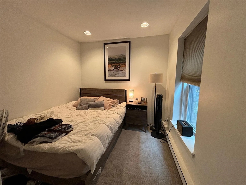 38 Charter Street # 3R