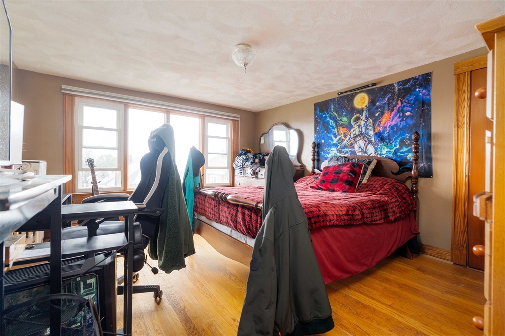 42-44 Ten Hills Road