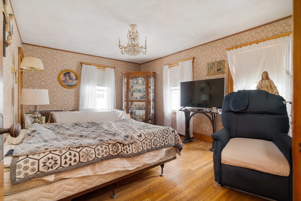 42-44 Ten Hills Road