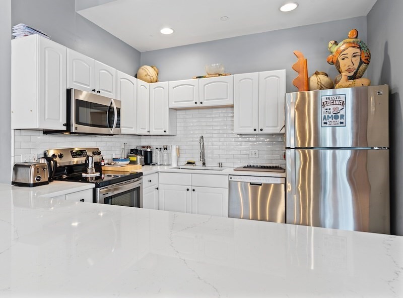 150 Lincoln Steet # 2A