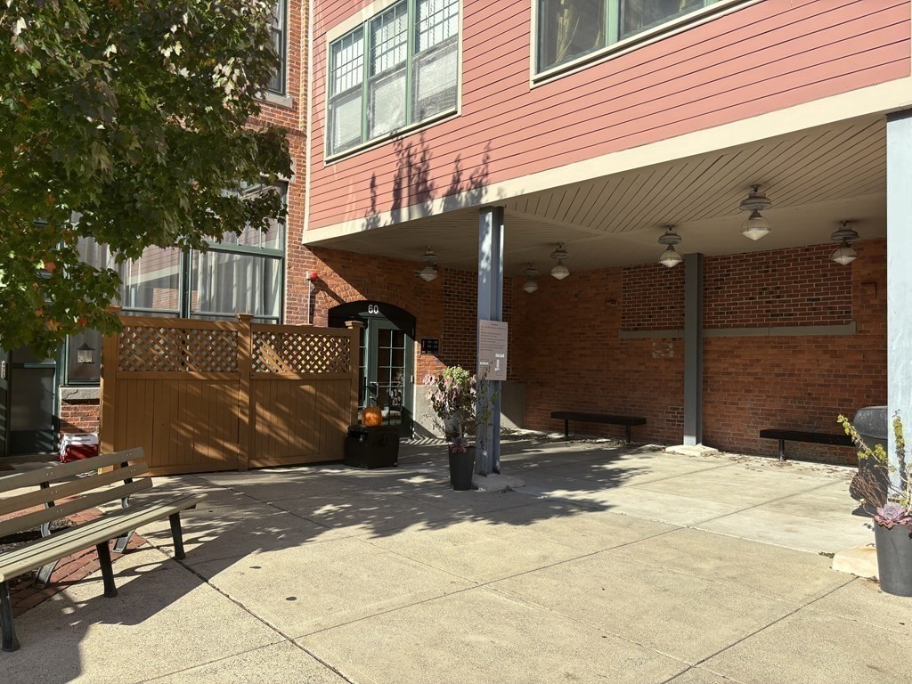 60 Dudley Street # 301