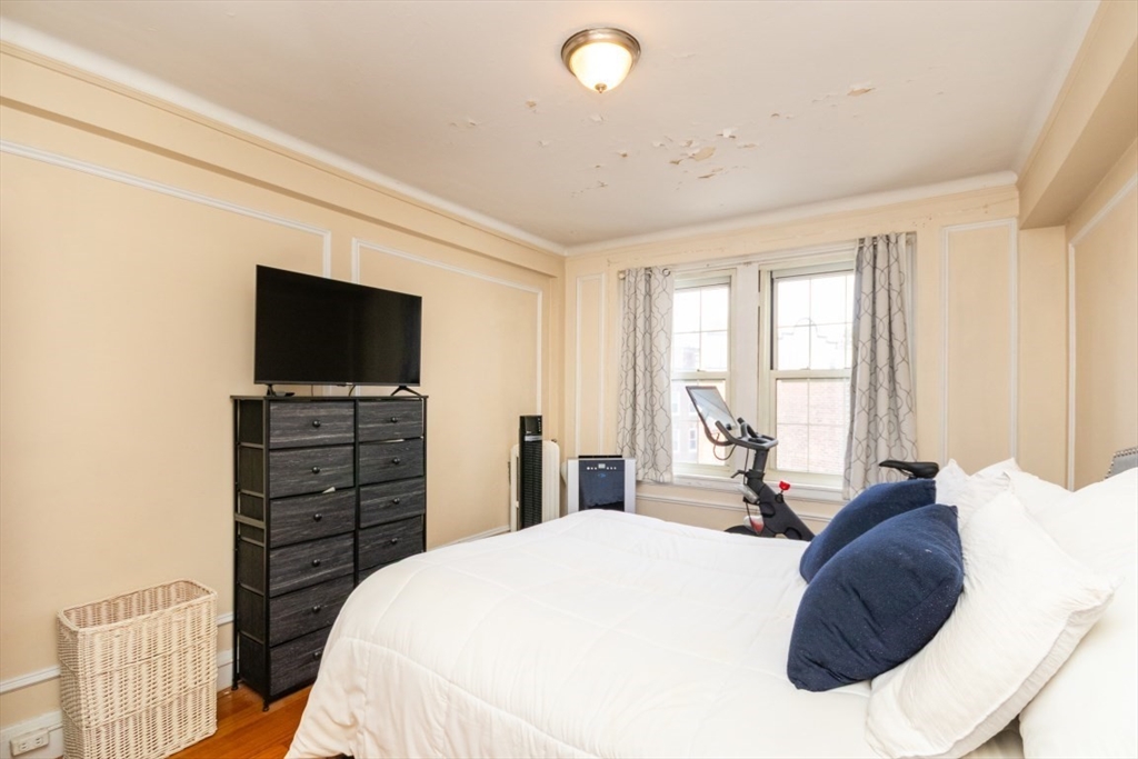 1450 Beacon St # 603