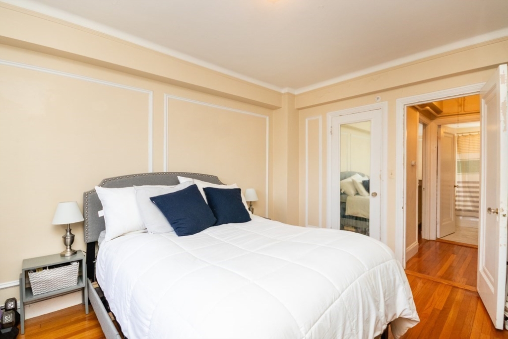 1450 Beacon St # 603