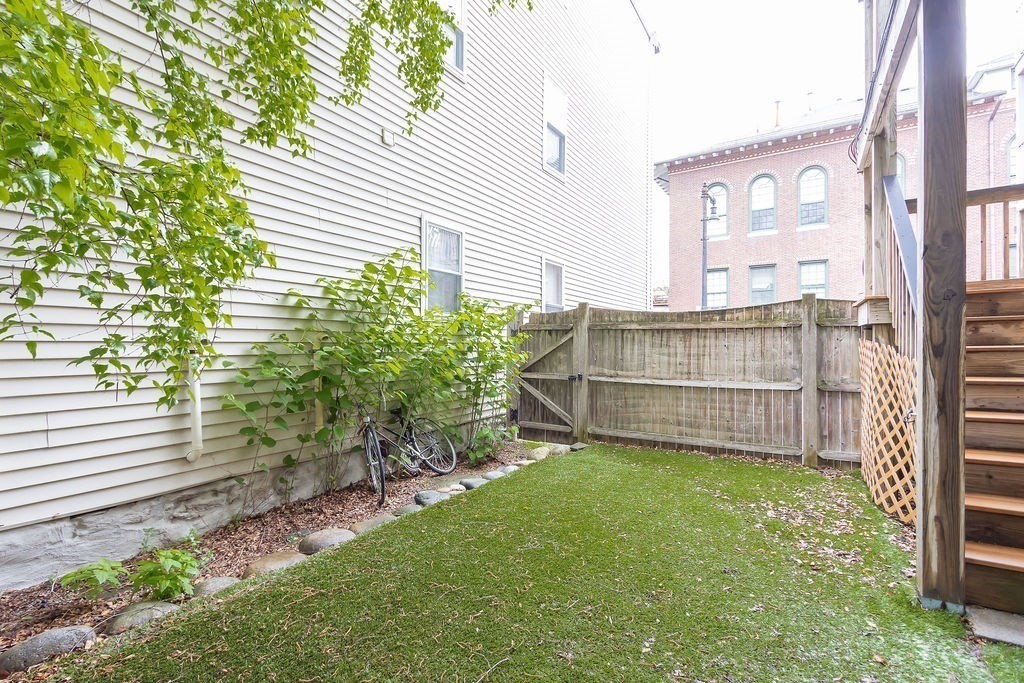 474 E 3rd # 2