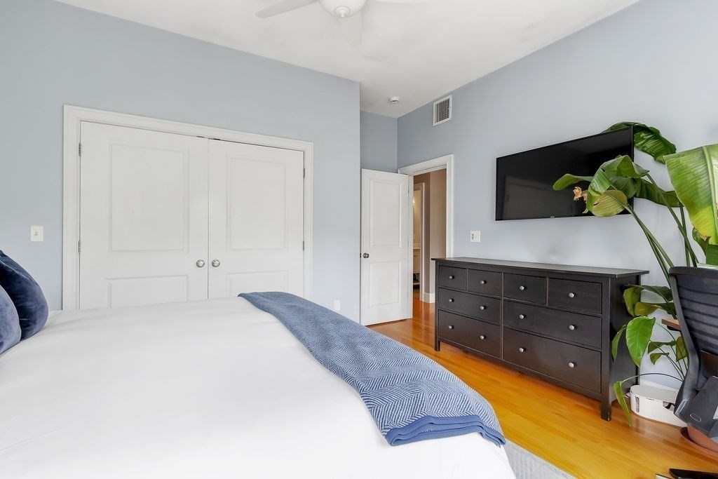 474 E 3rd # 2