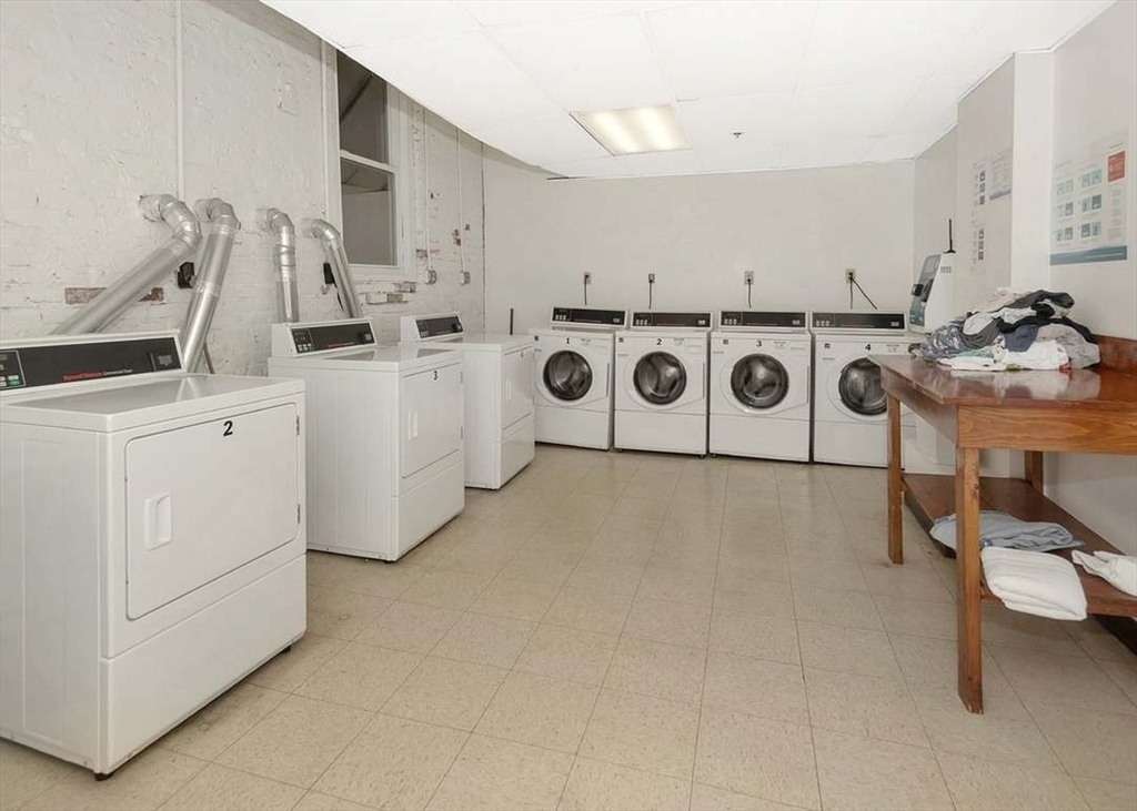 35 Queensberry St. # 10