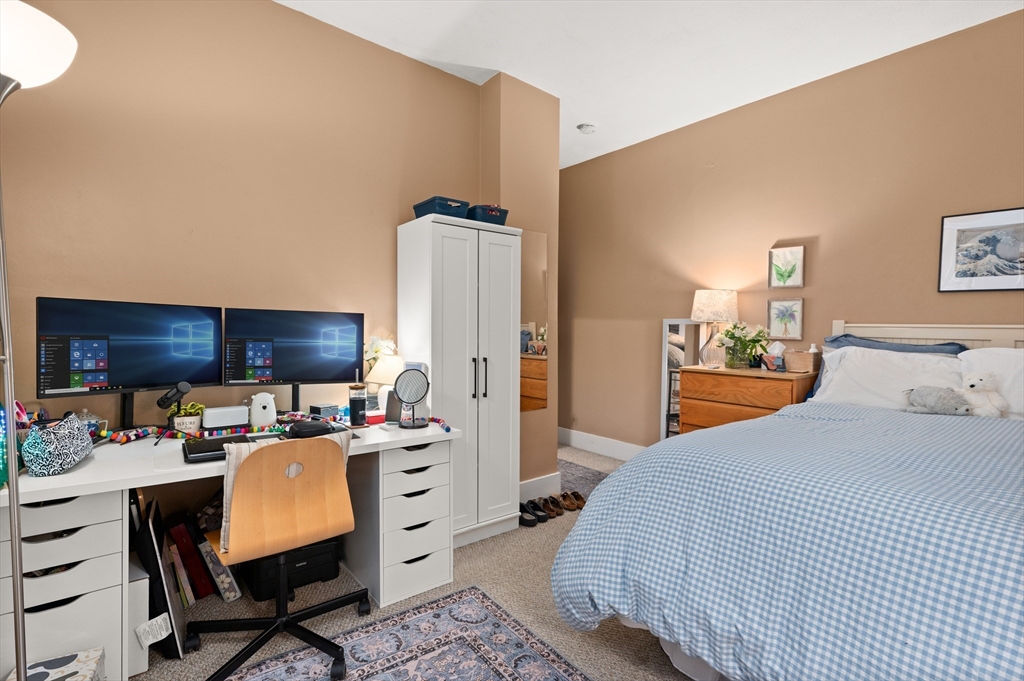 293-295 Commonwealth Ave. # 3B