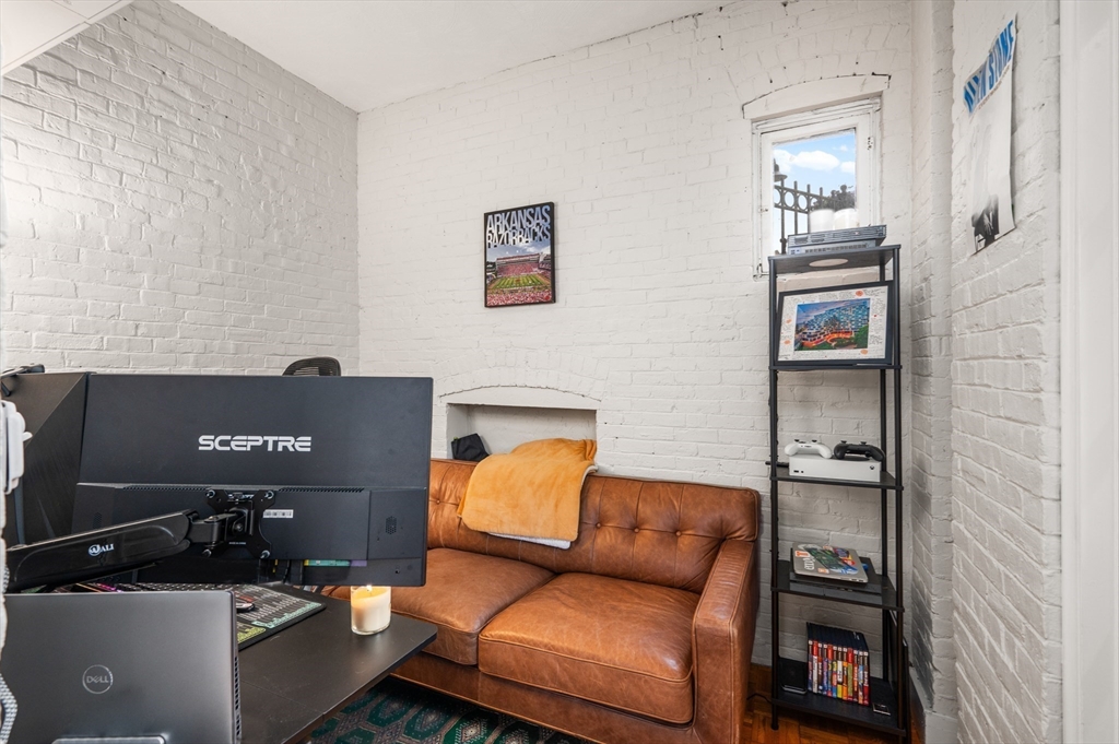 293-295 Commonwealth Ave # 3C