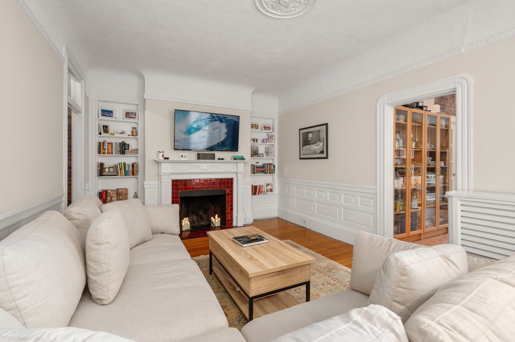 293-295 Commonwealth Ave # 3C