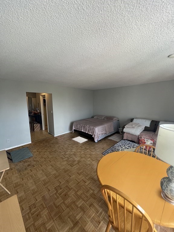 44 Washington # 1010