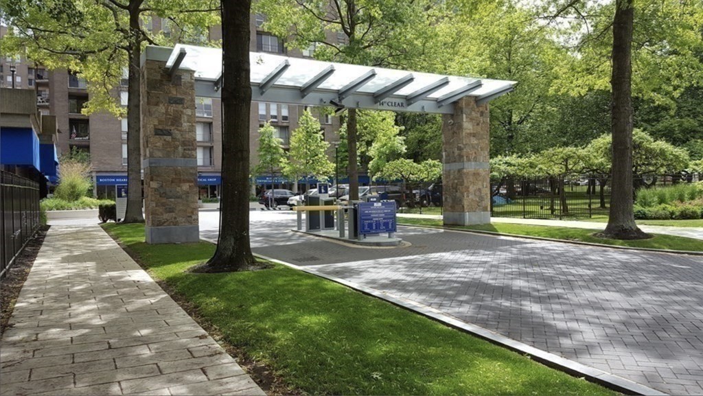 44 Washington # 1010