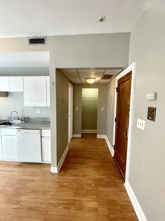 1419 Commonwealth Ave # 302